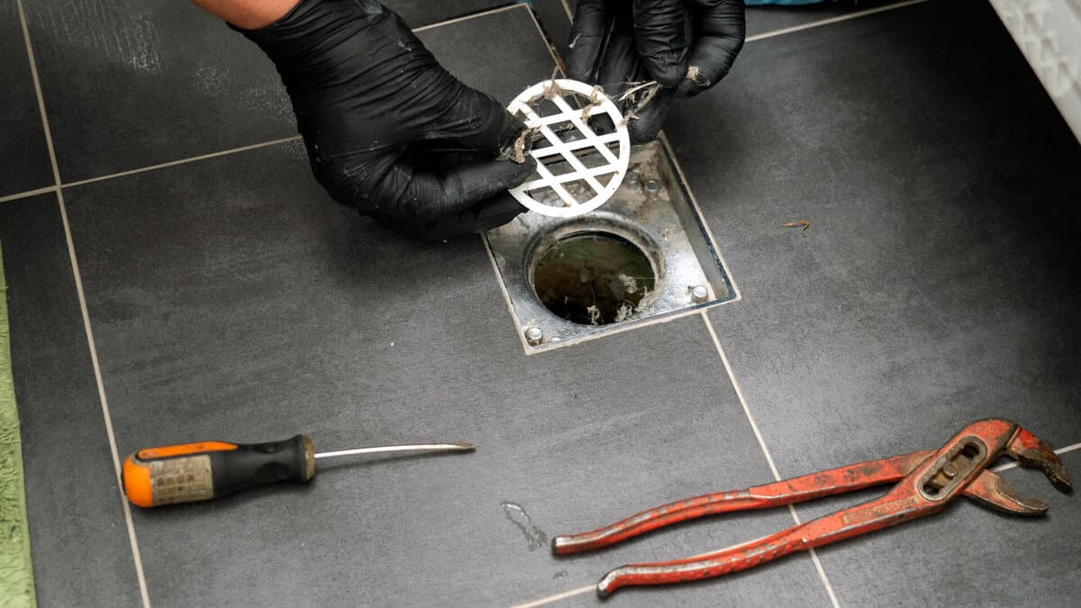 Professional blocked shower drains specialist servicing Como in the Sutherland Shire